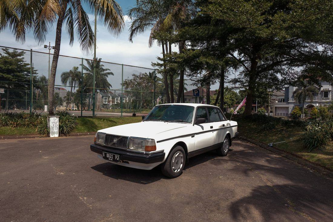 1990 model klasik sedan